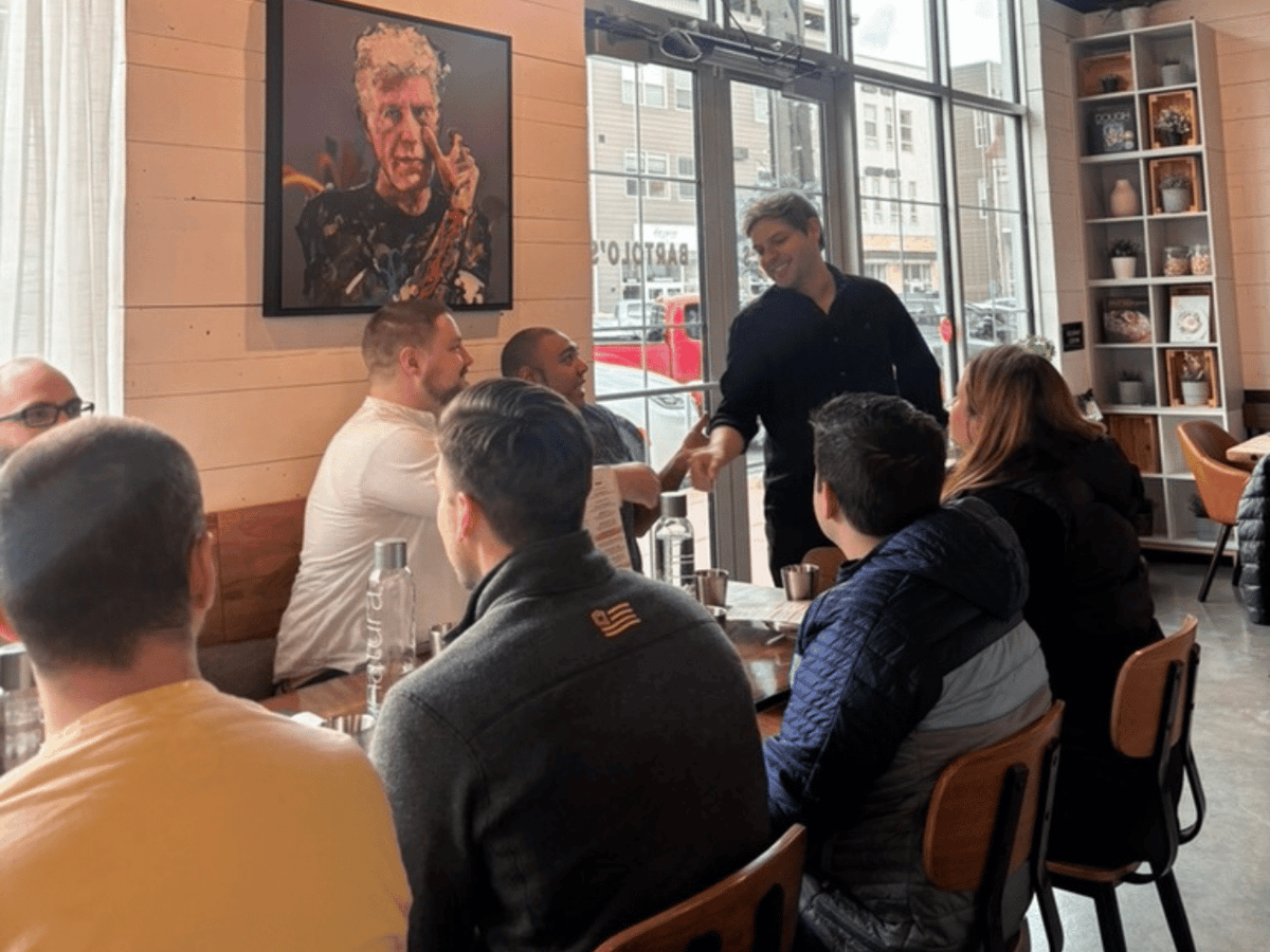 Lumion team meeting and presentation in casual restaurant setting